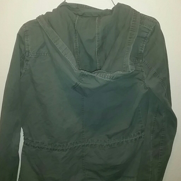 Army green jacket - Picture 2 of 5